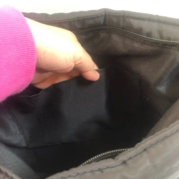 Sephora Black White north south full zip puffy nylon tote shoulder crossbody bag - Picture 6 of 10